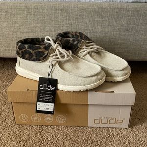 New with tags Hey dude Britt Cream Cheetah